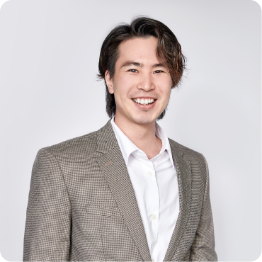 代表責任者 YUSHIN KAGAMI